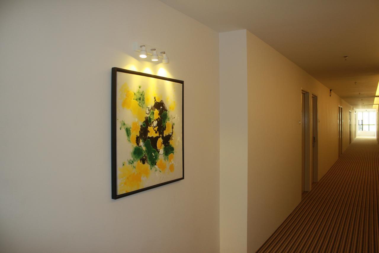 Aurora Hotel Malacca Bagian luar foto