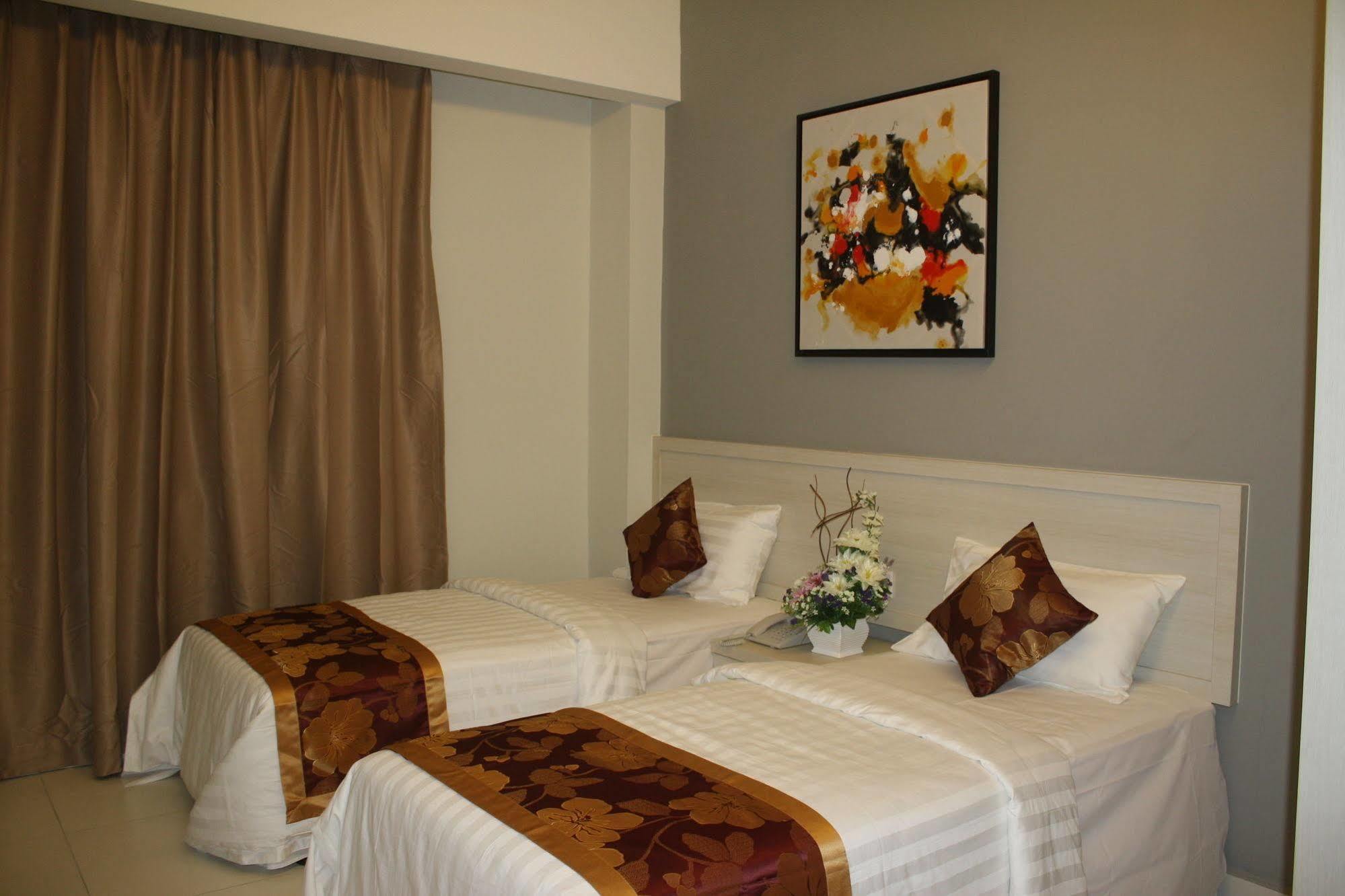 Aurora Hotel Malacca Bagian luar foto